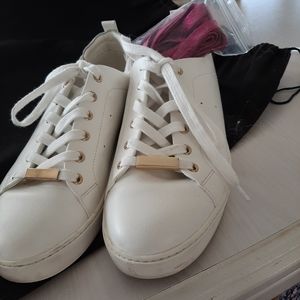 Ladies white fashion sneakers